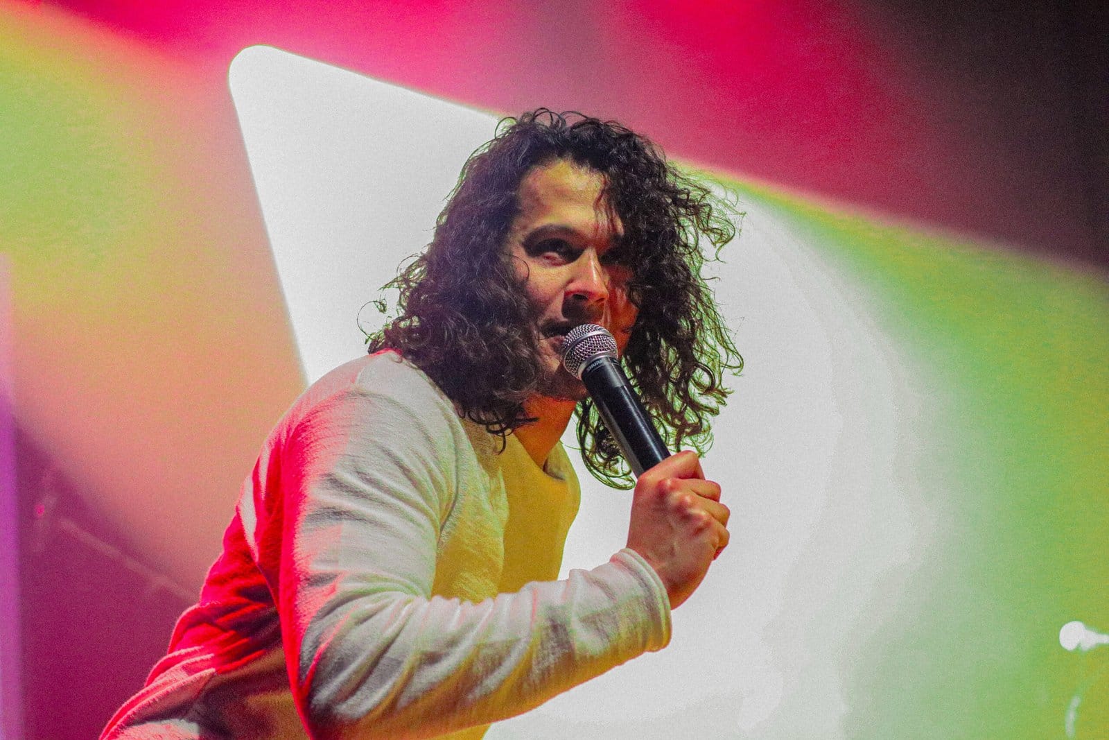 Het kerstverhaal in een notendop door Donovan Pinontoan